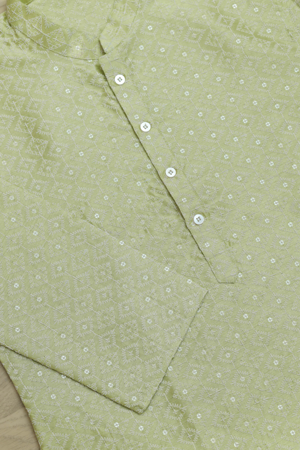 Image of Koshin Men Embroidered Straight Kurta