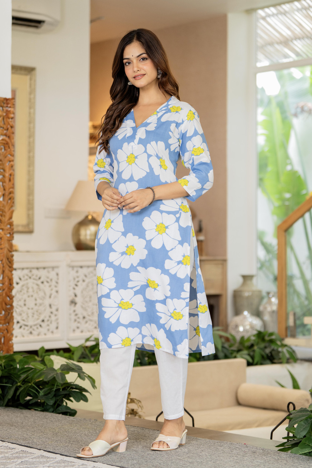 Image of Lakasadapapel Women Printed Straight Kurta