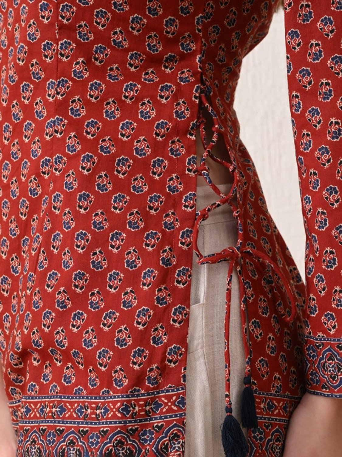 Image of ramaneey Women Printed Straight Kurta