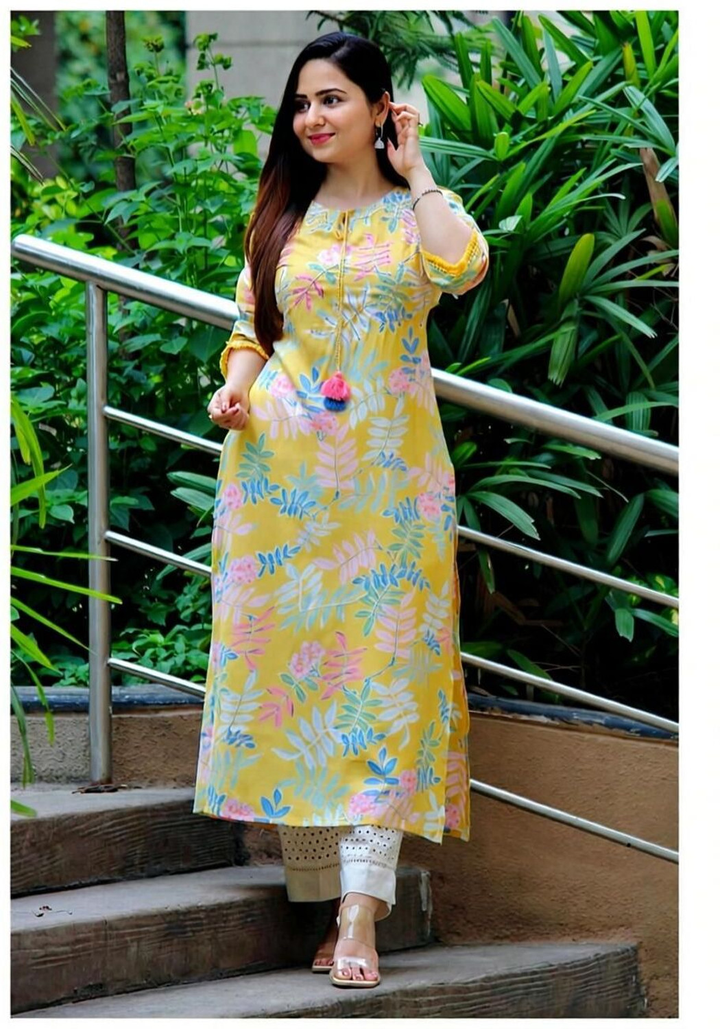 Image of Sa Rasa Women Floral Print Straight Kurta