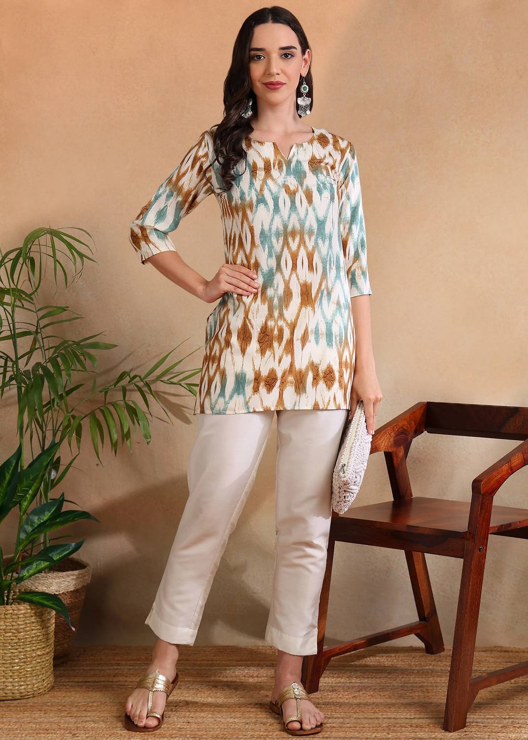 DSK STUDIO Women Geometric Print Cotton Rayon Straight Kurta (Mul