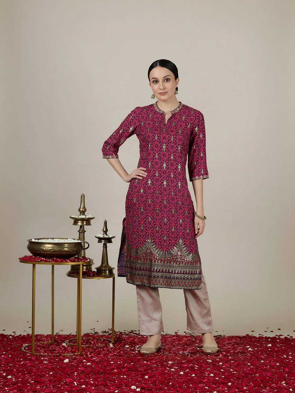Aurelia Women Abstract Straight Kurta