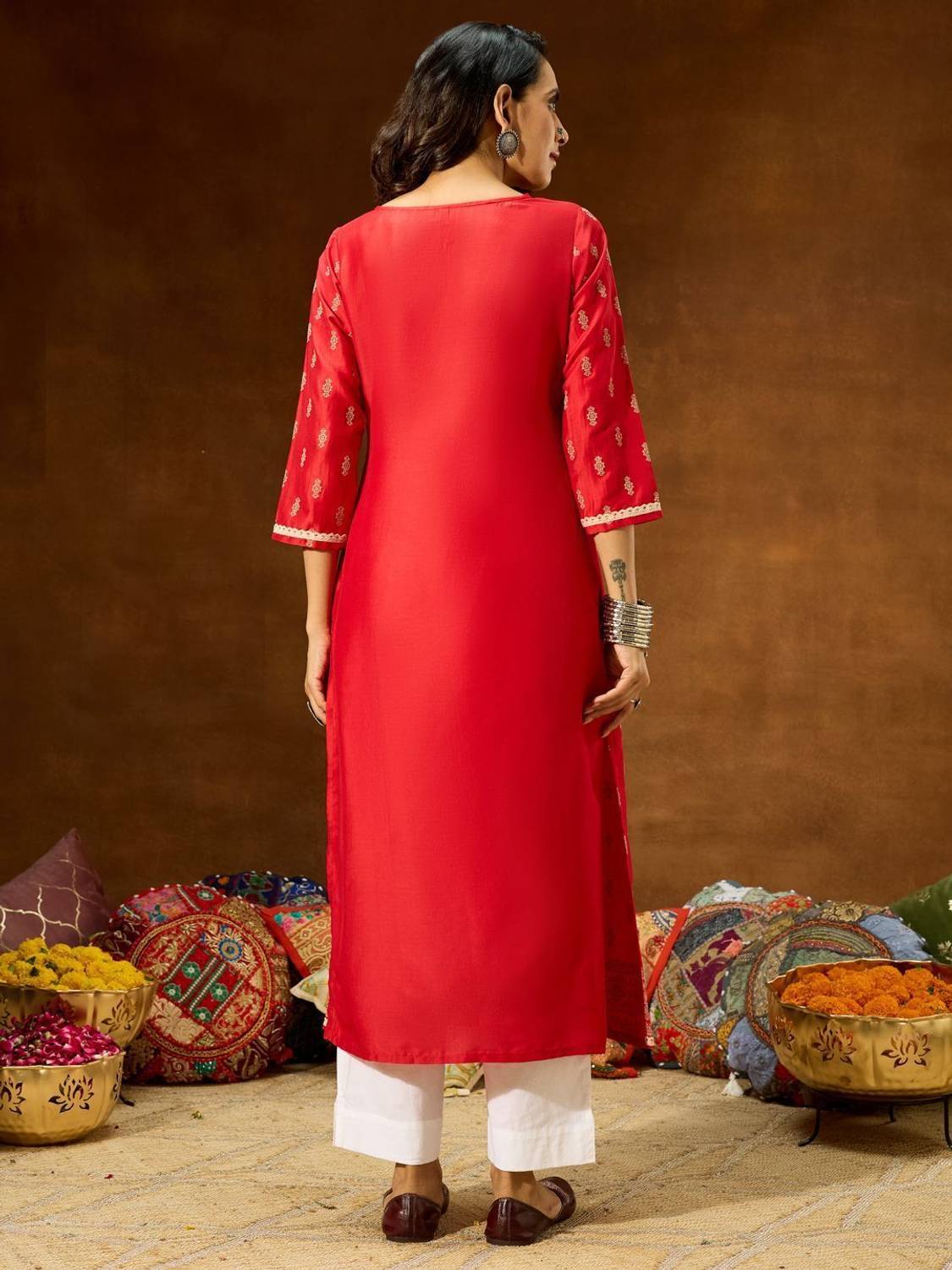 Janasya Women Red Floral Print Straight Kurta - Image 4