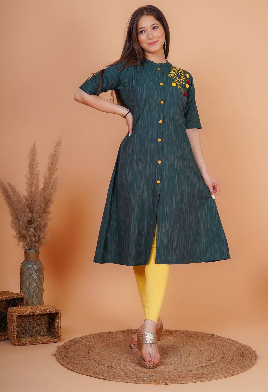 heartloom Women Embroidered Pure Cotton A-line Kurta (Dark Green)