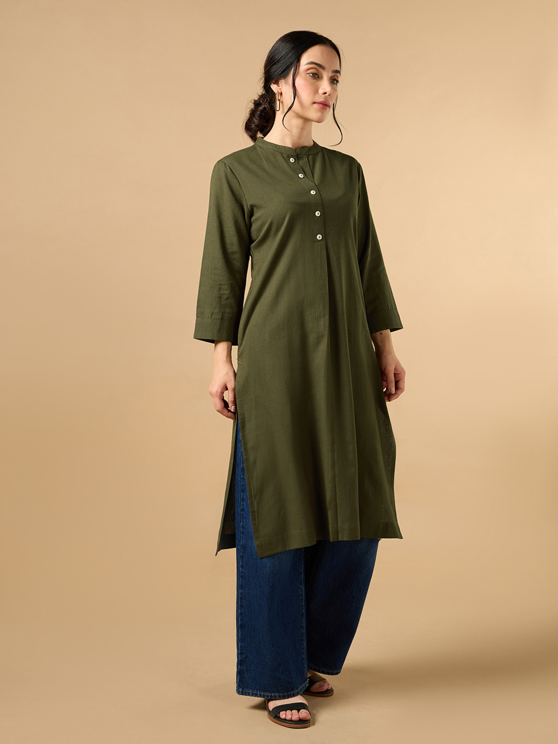 Image of COTTONS DAILY Women Solid Straight Kurta