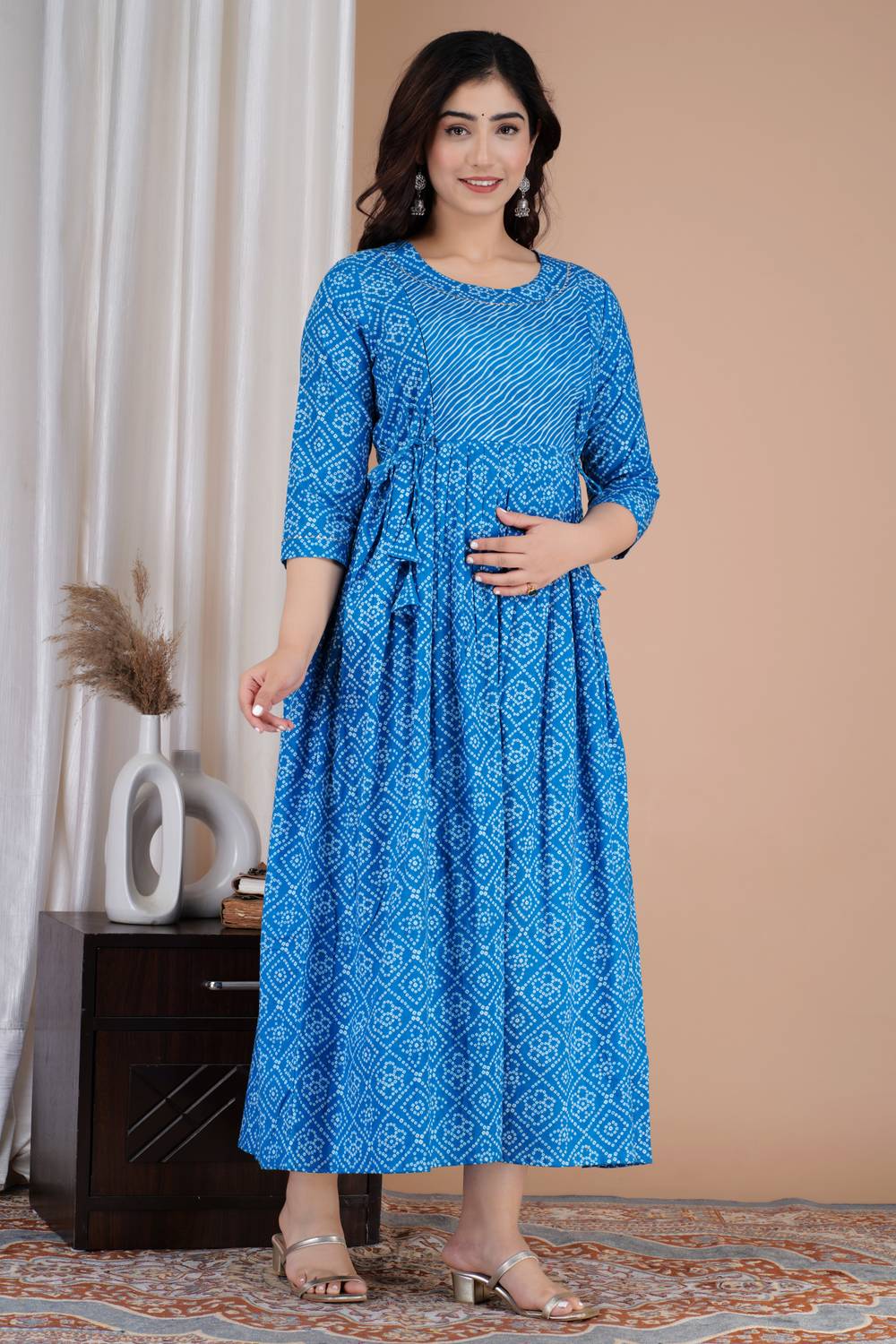 Tulsiram Women Printed Pure Cotton Anarkali Kurta (Blue, White, L