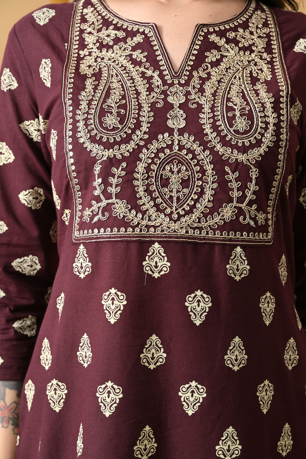 Image of PHYSIL Women Embroidered Straight Kurta