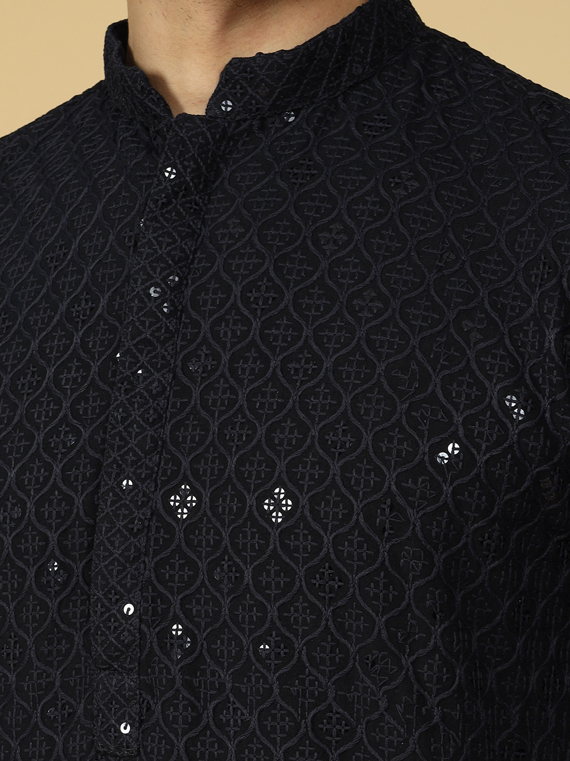 Image of sultan Men Chikan Embroidery Straight Kurta
