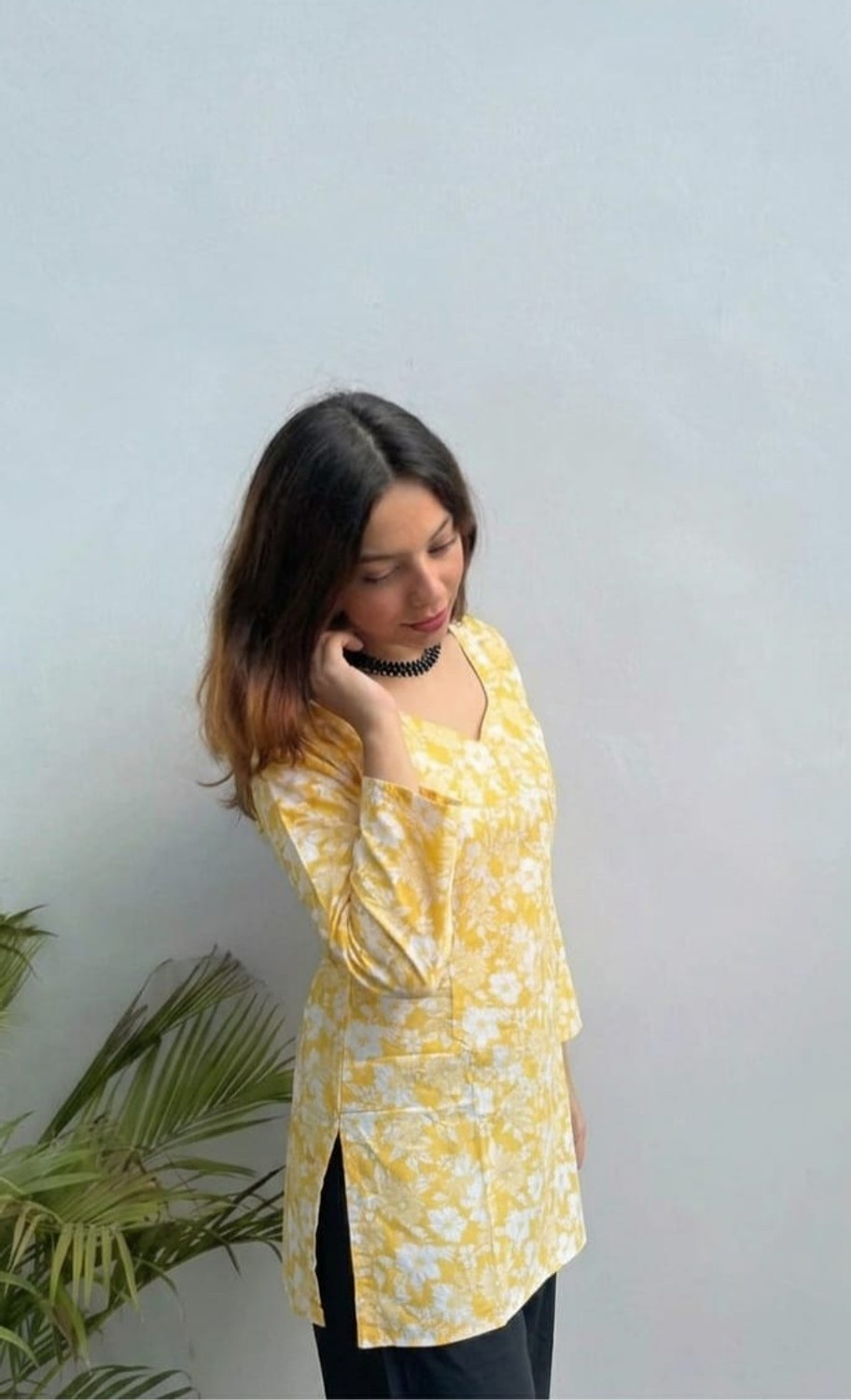 Image of mamtahub Women Floral Print Straight Kurta