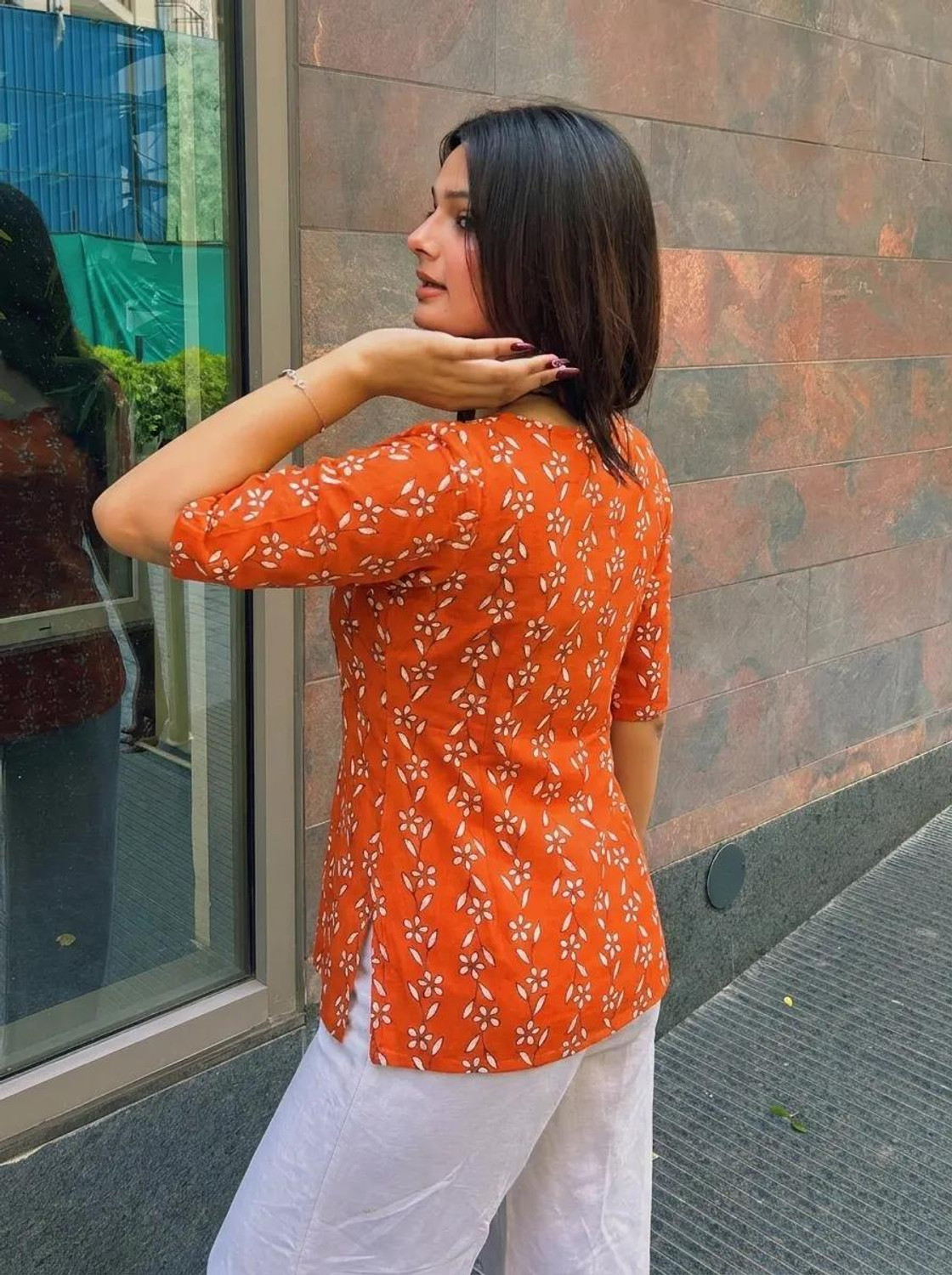 Image of 1 Stop Fashion Women Floral Print Straight Kurta