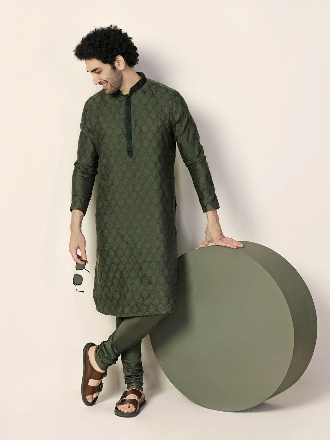 Image of Kisah Woven Design Silk Blend Straight Kurta for Men (Green)
