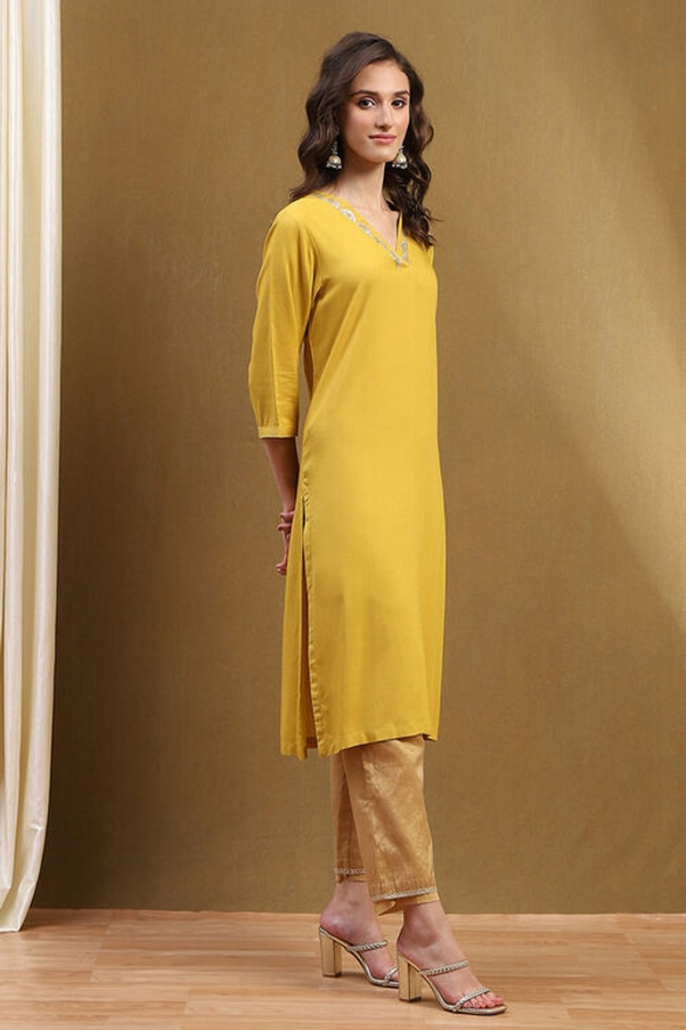 Image of BIBA Women Solid Straight Kurta