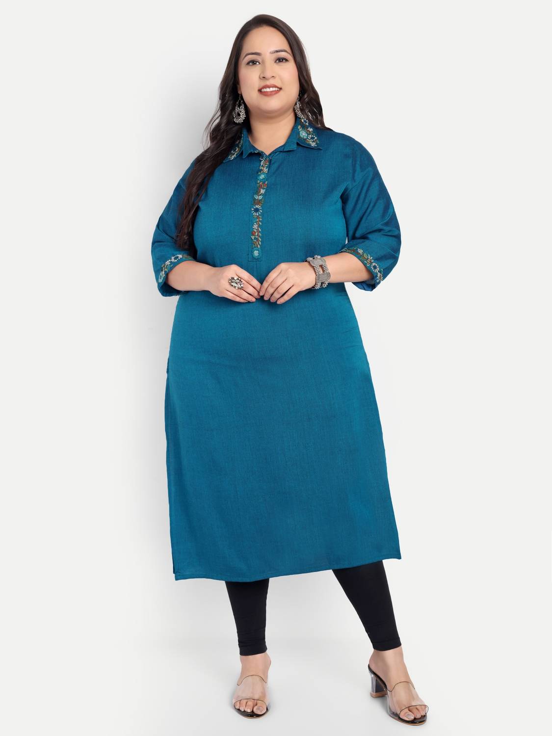 4U Fashion Women Embroidered Straight Kurta