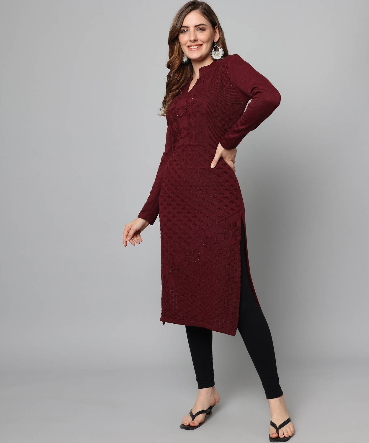 BUDAPEST Women Self Design Straight Kurta