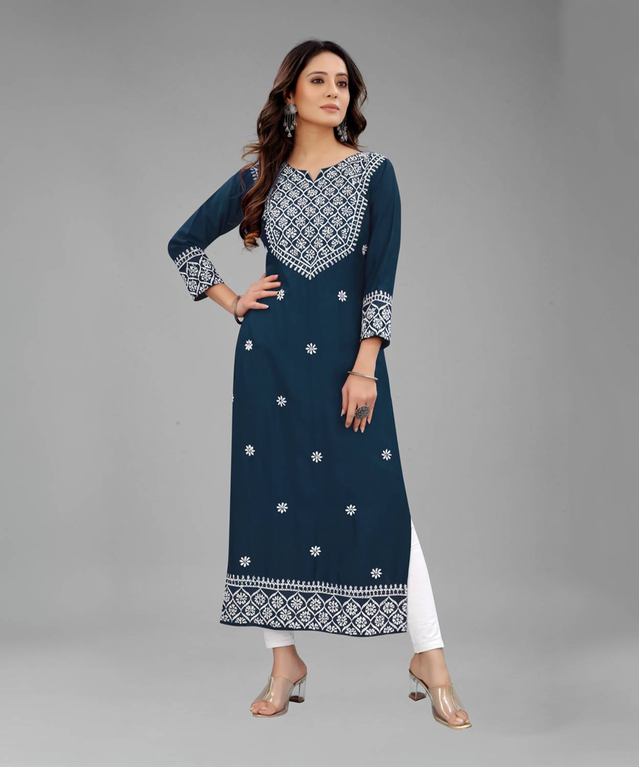 fantasy fab Women Embroidered Cotton Rayon Straight Kurta (Multic
