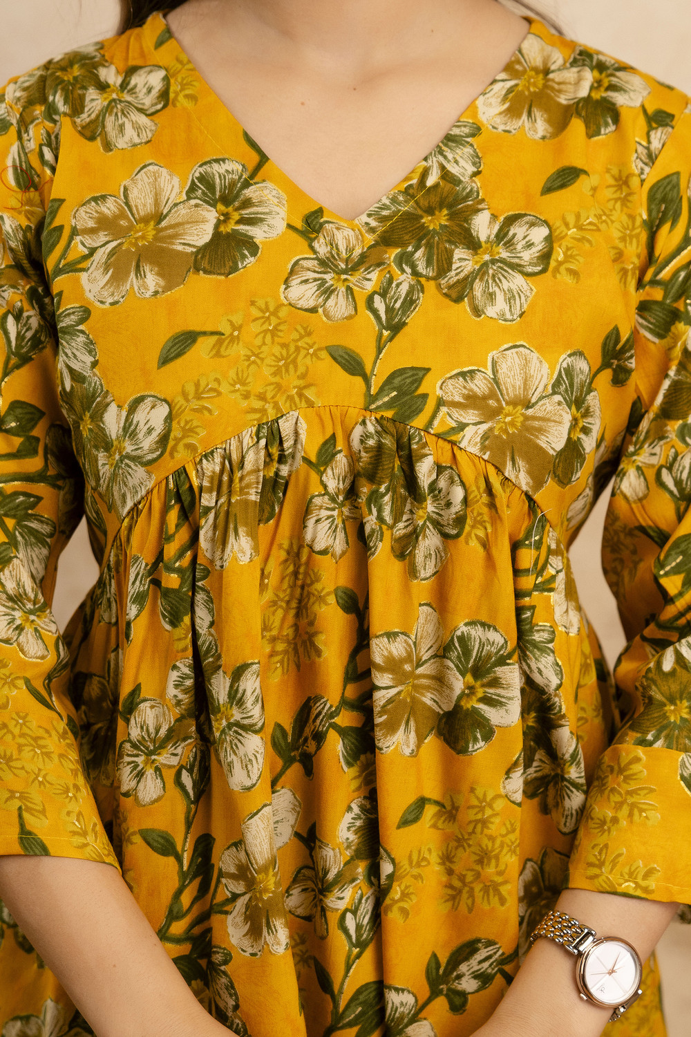 Image of Mialo fashion Women Floral Print Flared Kurta
