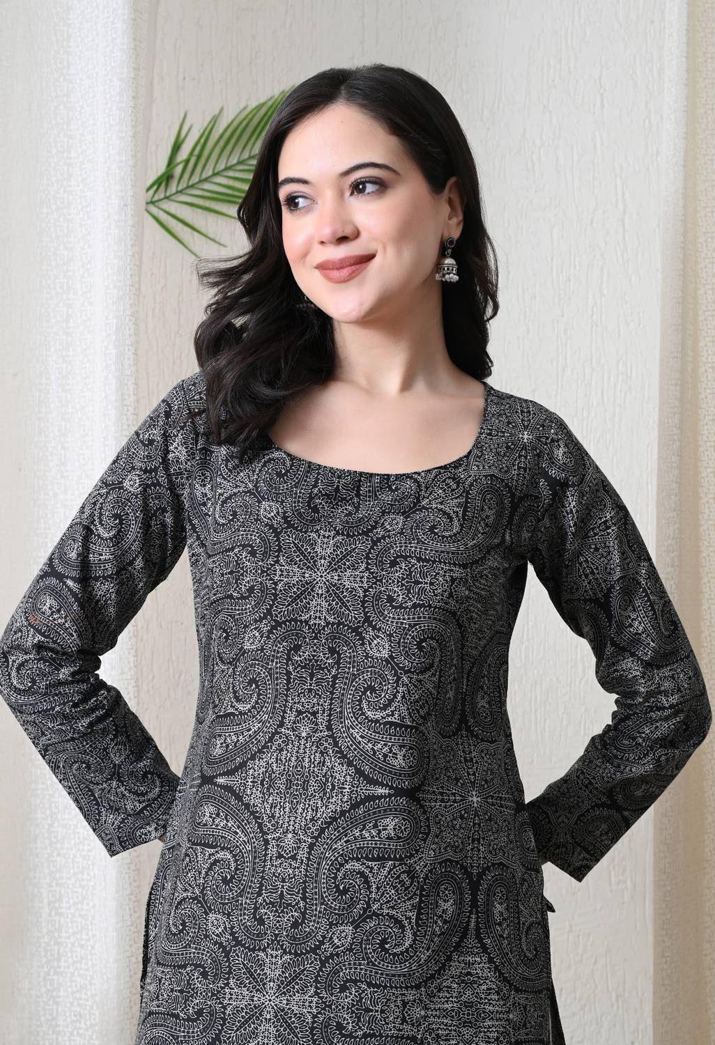 BKApparels Women Printed, Geometric Print Straight Kurta