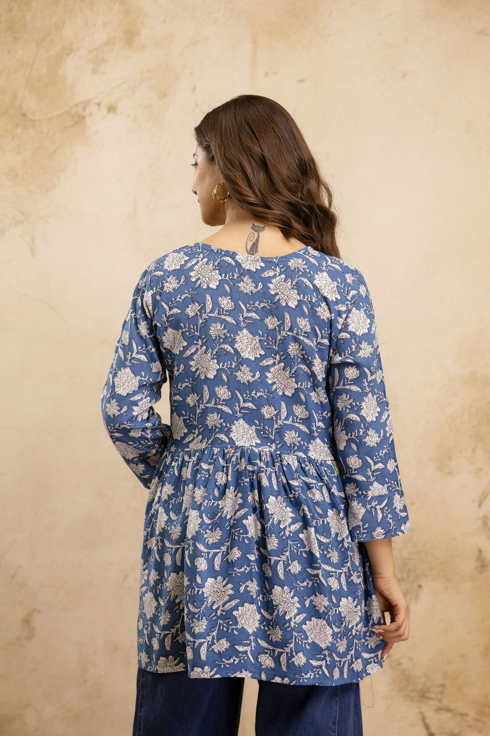Image of Mialo fashion Women Floral Print Flared Kurta