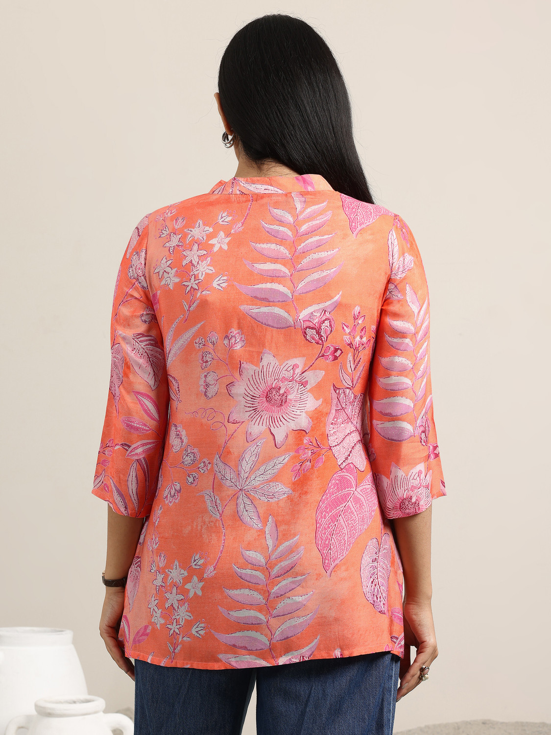 Image of GERUA BY LIBAS Printed Silk Blend Straight Kurta for Women (Orange)
