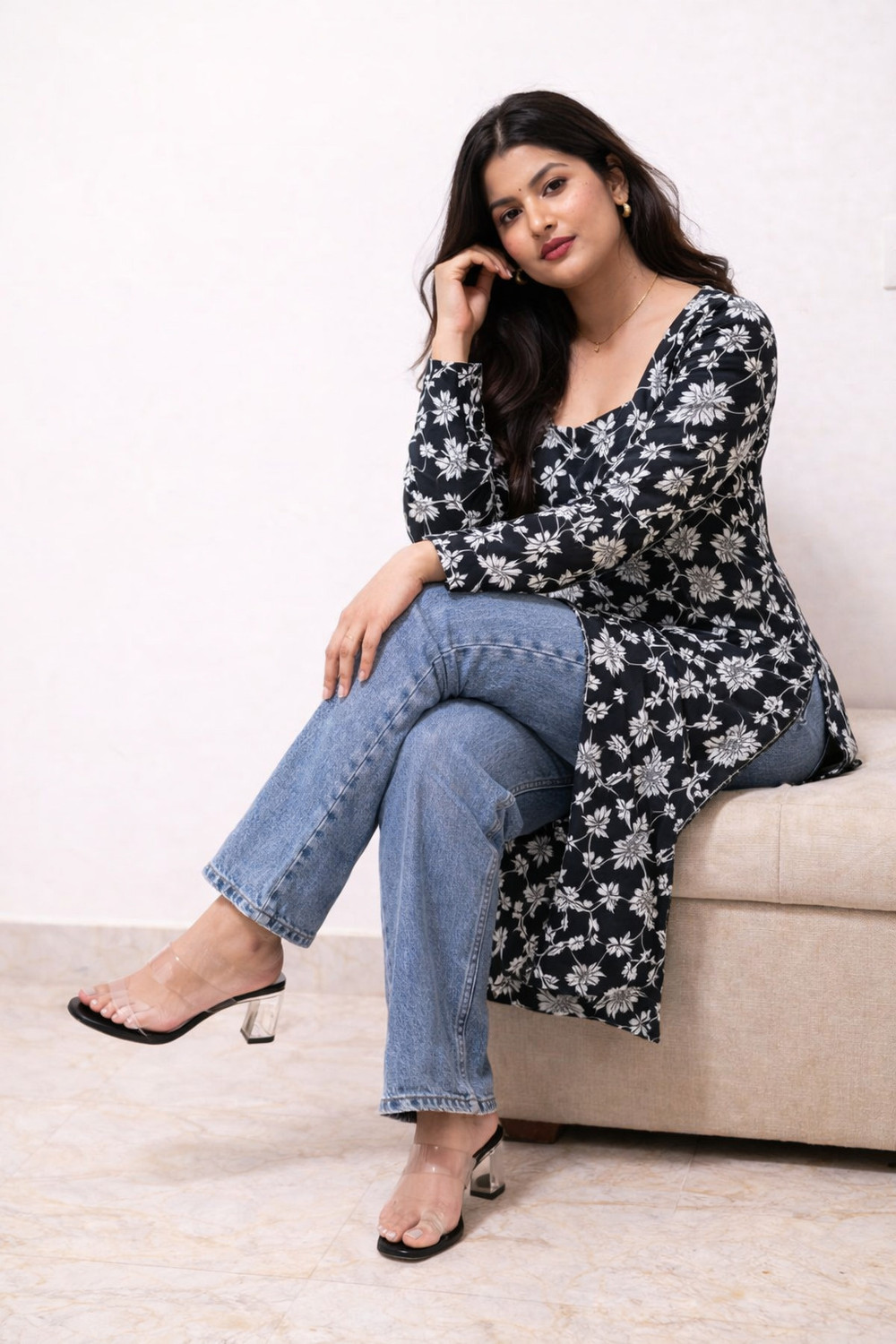 Image of CLANGER Women Floral Print Straight Kurta
