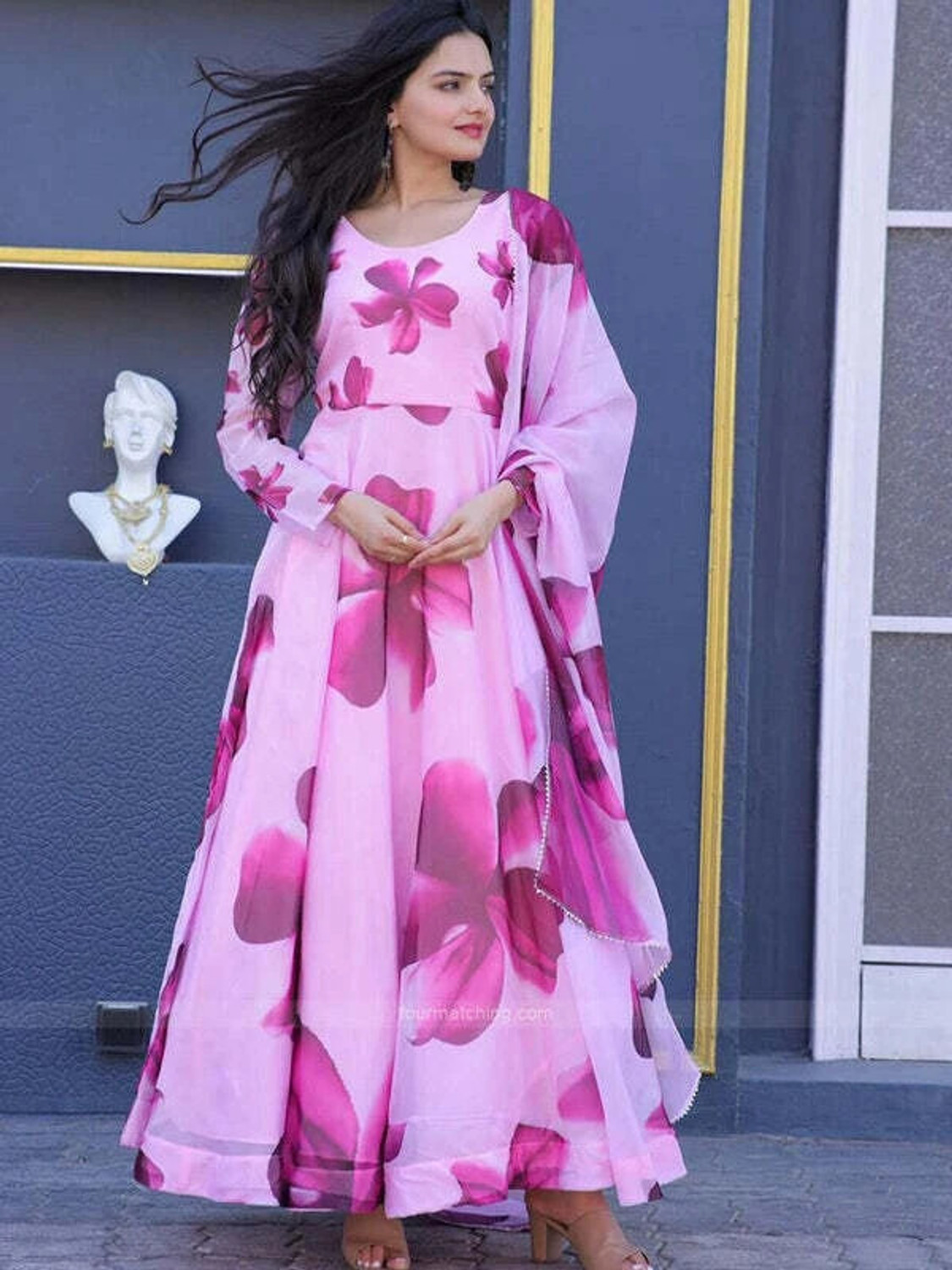 Image of KRINA ENTERPRISES Women Floral Print Anarkali Kurta