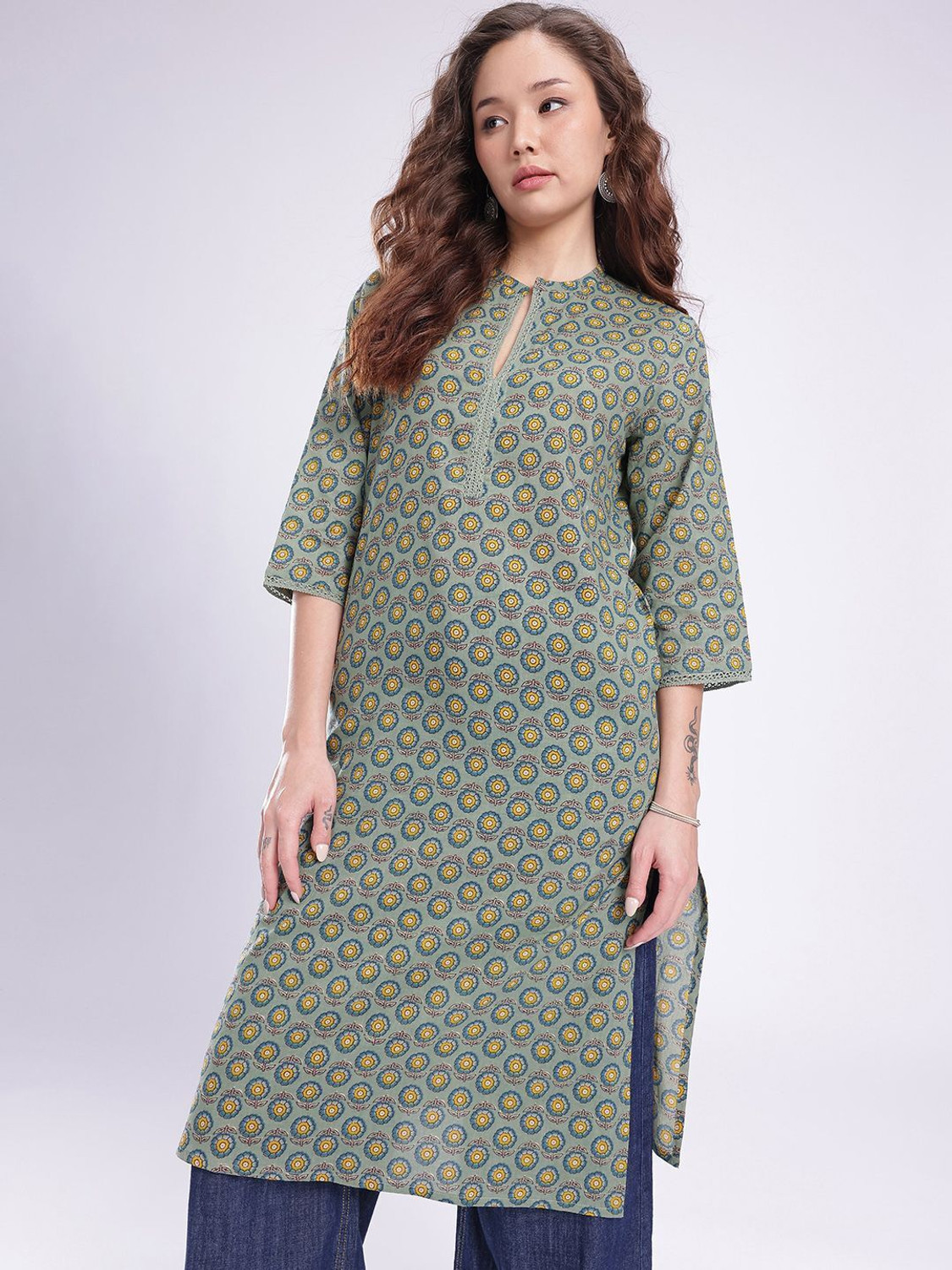 Image of fusion by glitchez Floral Print Pure Cotton Straight Kurta for Women (Green)