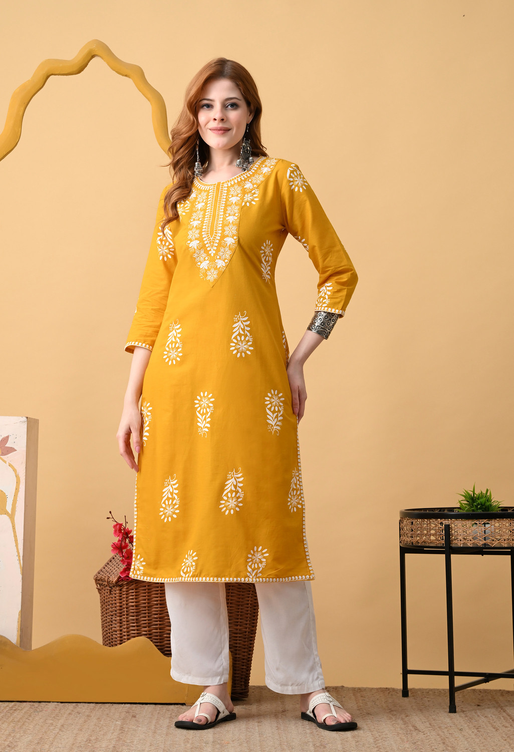 Image of Koito Women Embroidered Straight Kurta