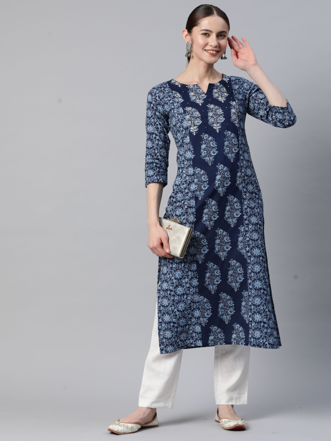 Image of VBUYZ Women Embellished Straight Kurta