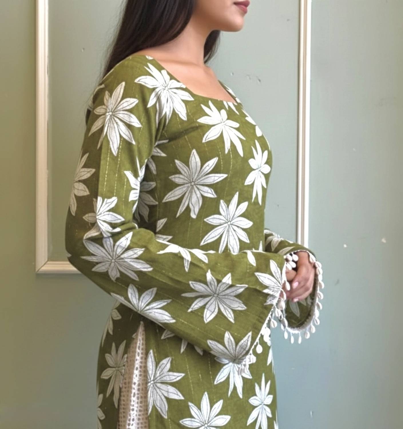 Fabric Fetch Floral Print Straight Kurta - Image 4