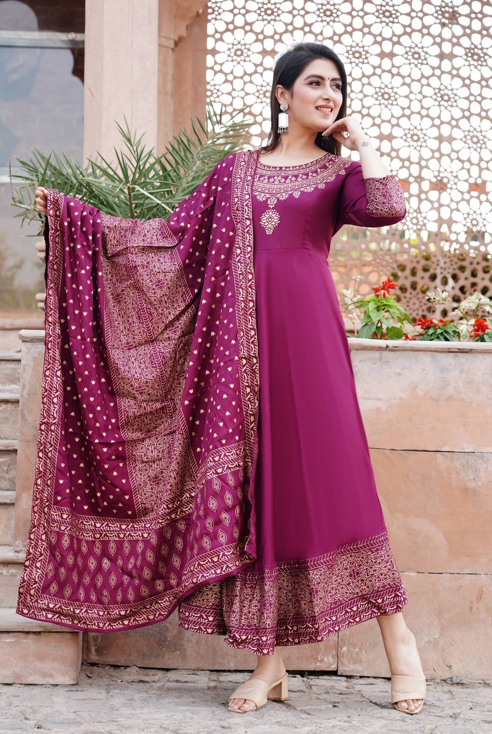 SkyAsia Women Printed Pure Cotton Anarkali Kurta With Attached Du