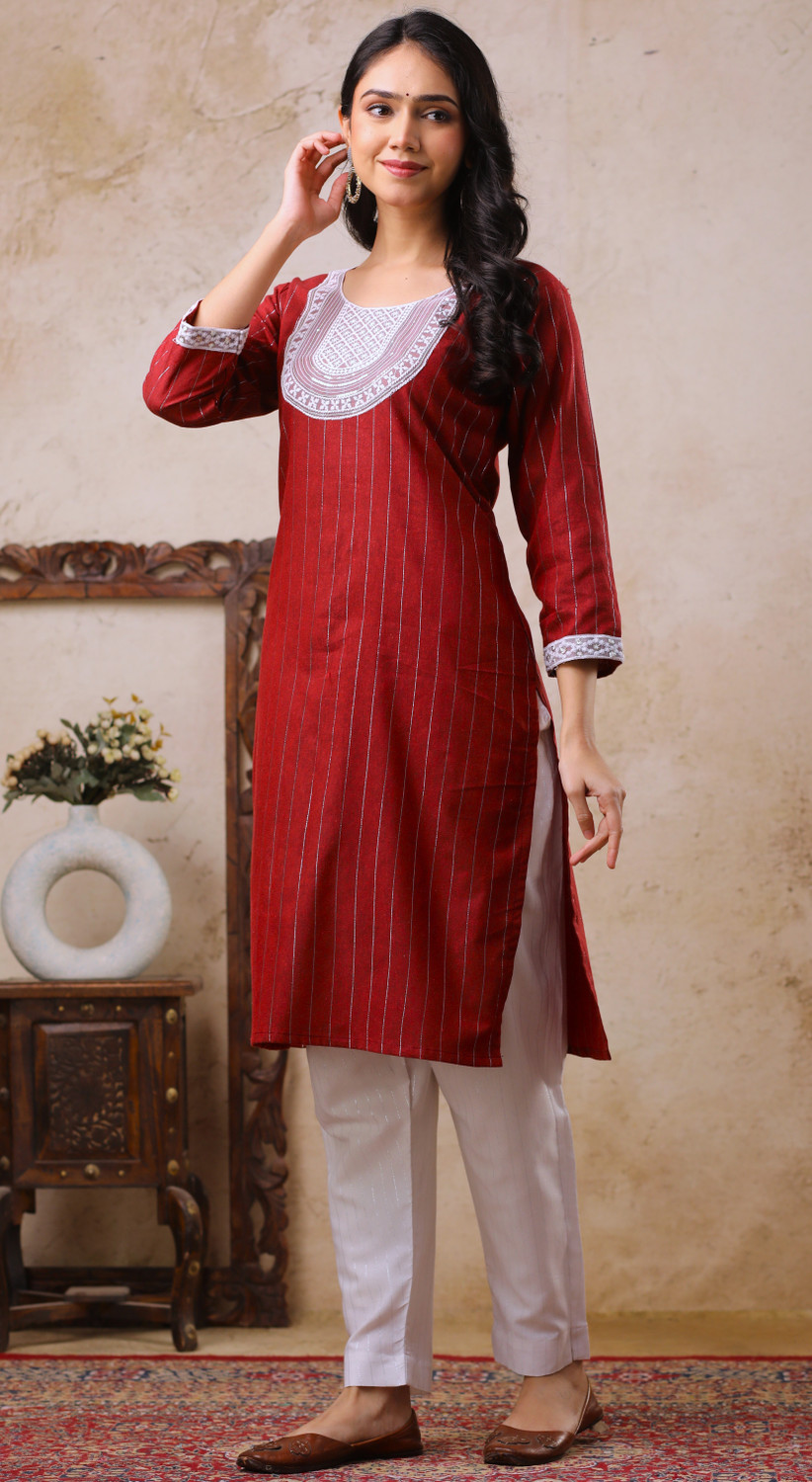 Image of AuzaSho Collection Women Printed Straight Kurta