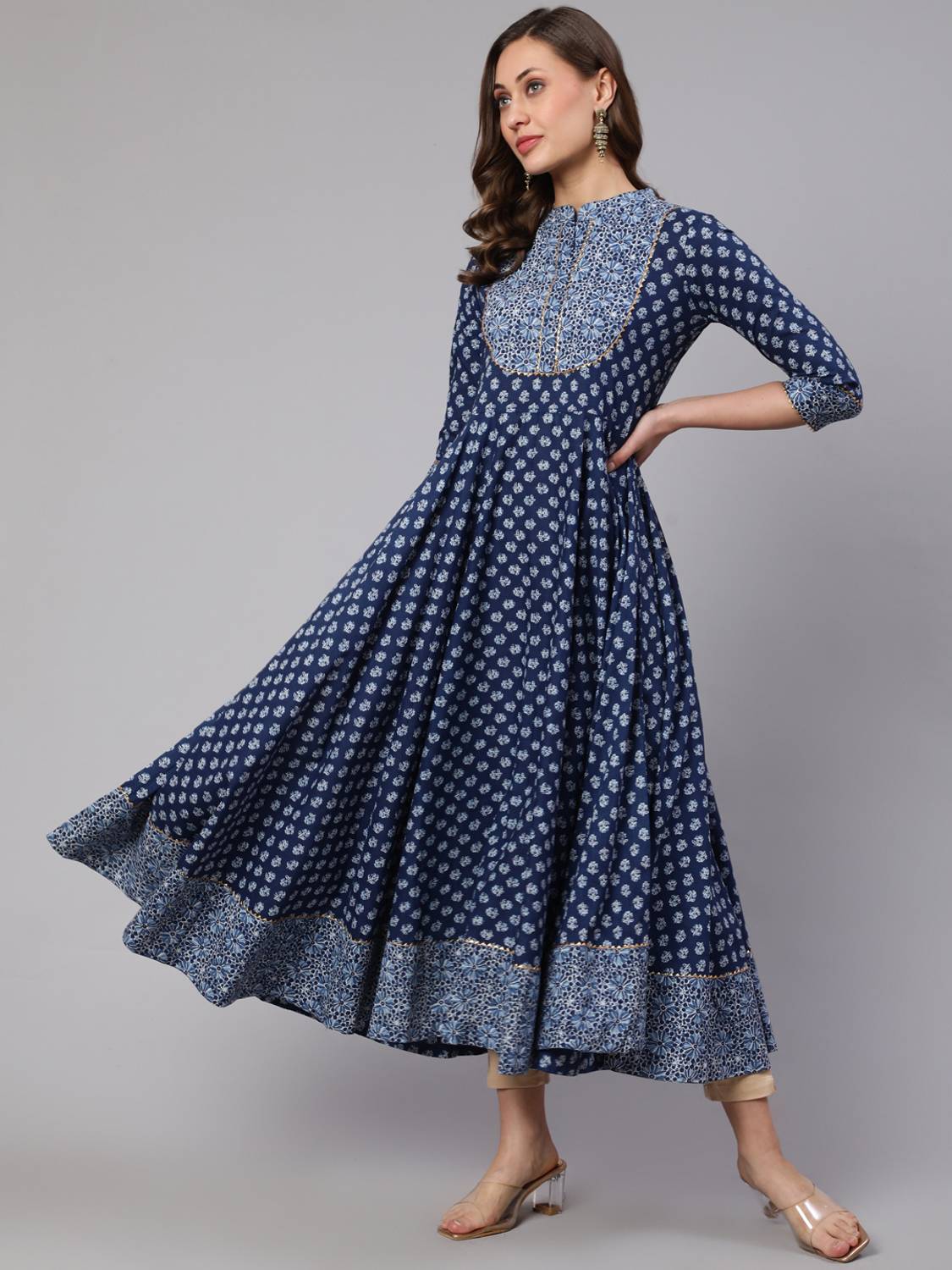 Women Click Women Printed Pure Cotton Flared Kurta (Blue)