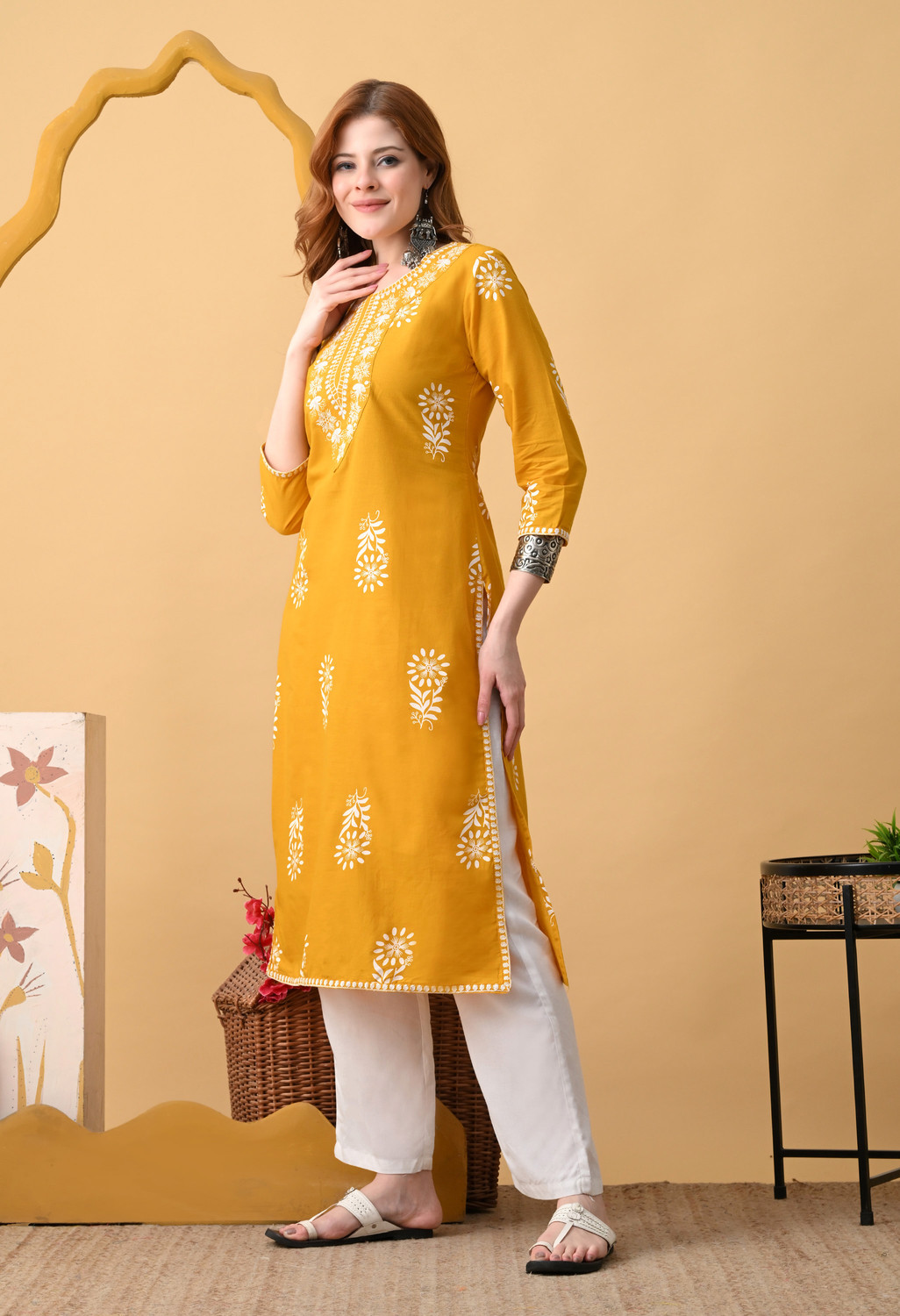 Image of Koito Women Embroidered Straight Kurta