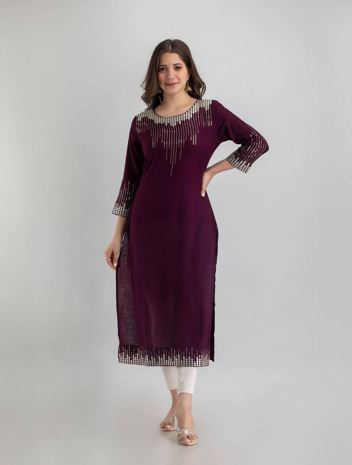 Aloan Beauty Women Embroidered A-line Kurta