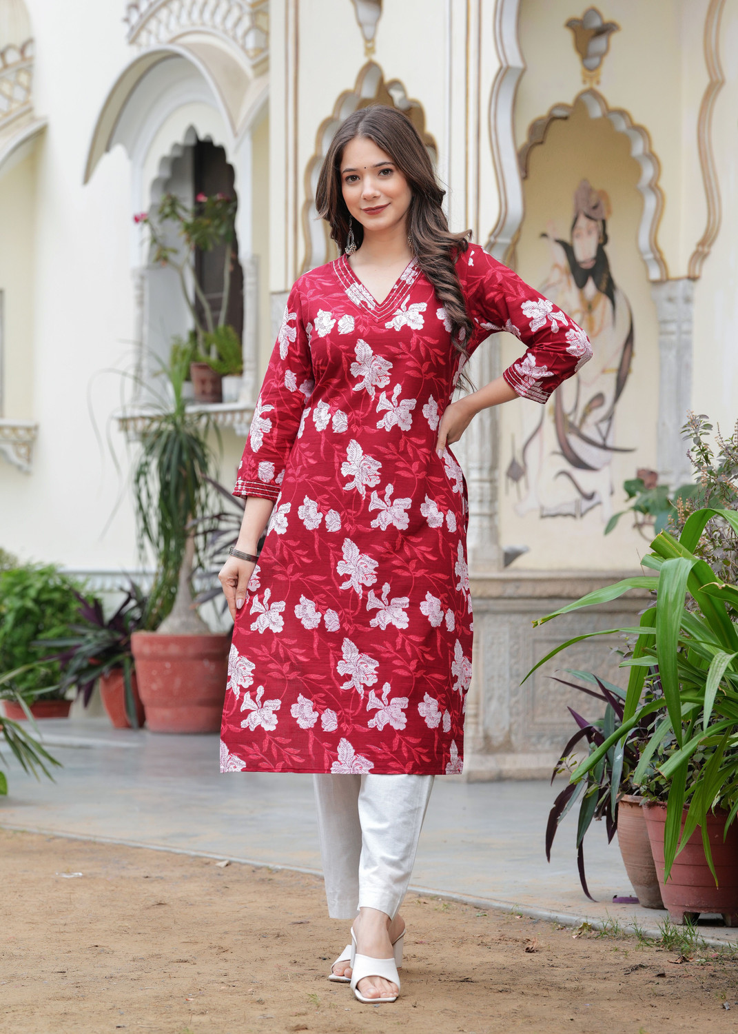 Image of PRISCA Women Floral Print Straight Kurta