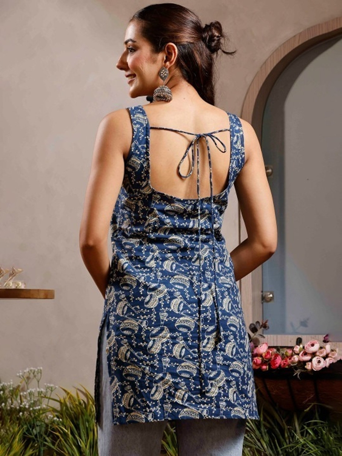 Image of CLOTHI FAB Women Printed Straight Kurta