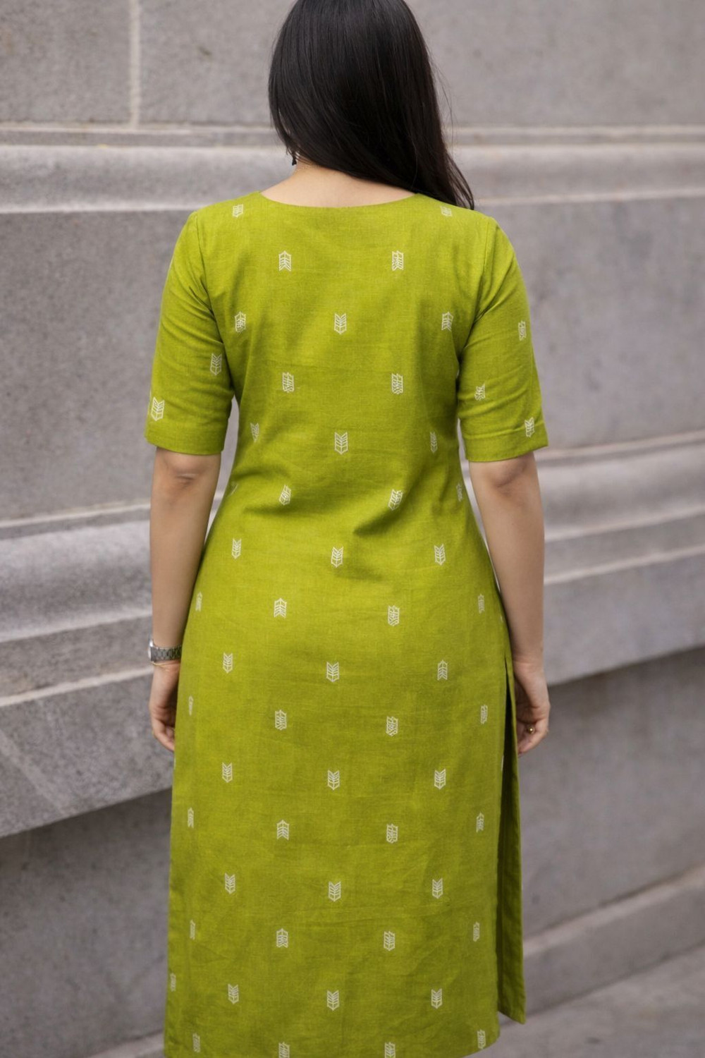 Image of Fexty Women Geometric Print Straight Kurta