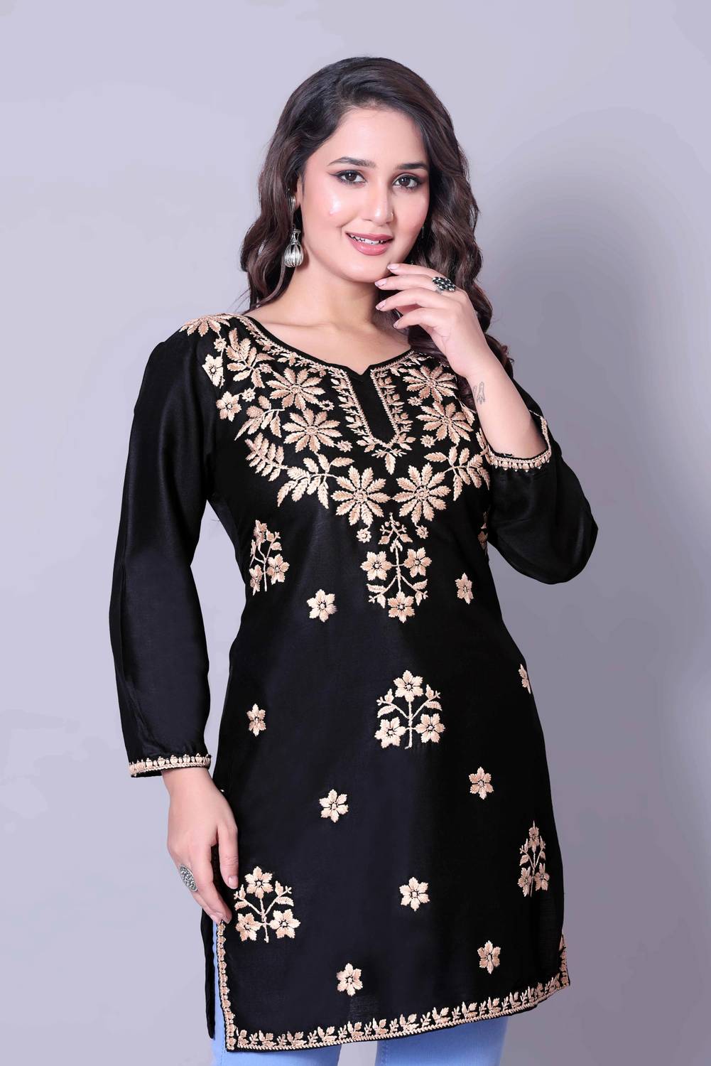 RUDRA LIFESTYLE Women Chikan Embroidery A-line Kurta
