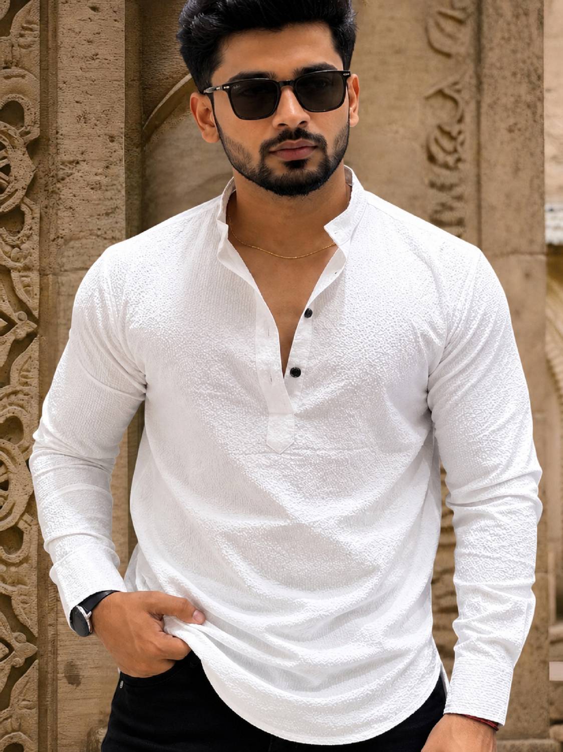 SHOOLIN Men Solid Straight Kurta White - Image 1