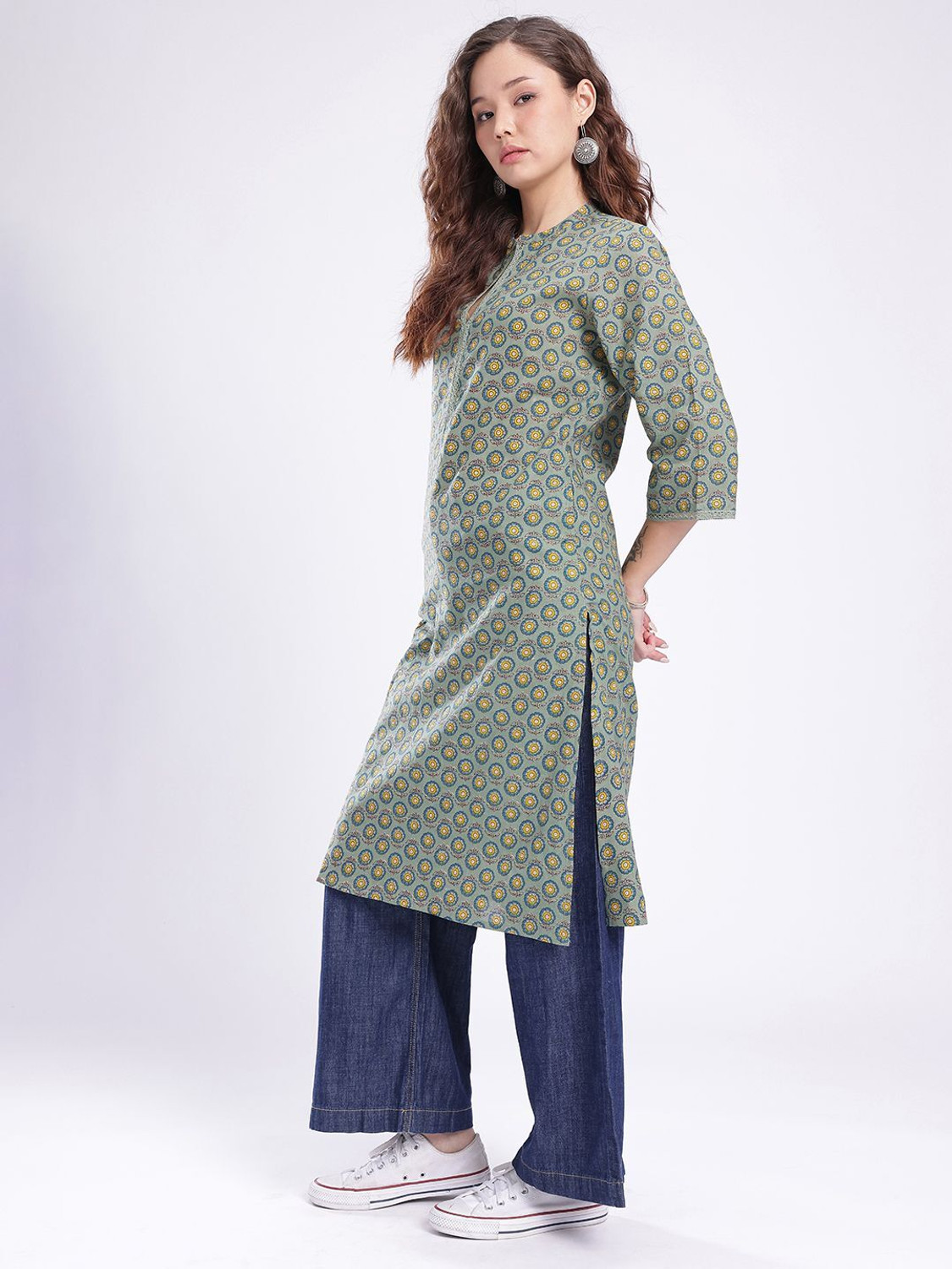 Image of fusion by glitchez Floral Print Pure Cotton Straight Kurta for Women (Green)