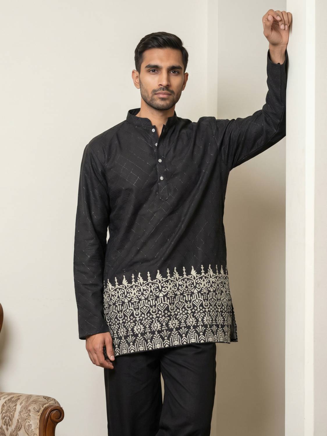Jompers Men Embroidered Straight Kurta Black - Image 5