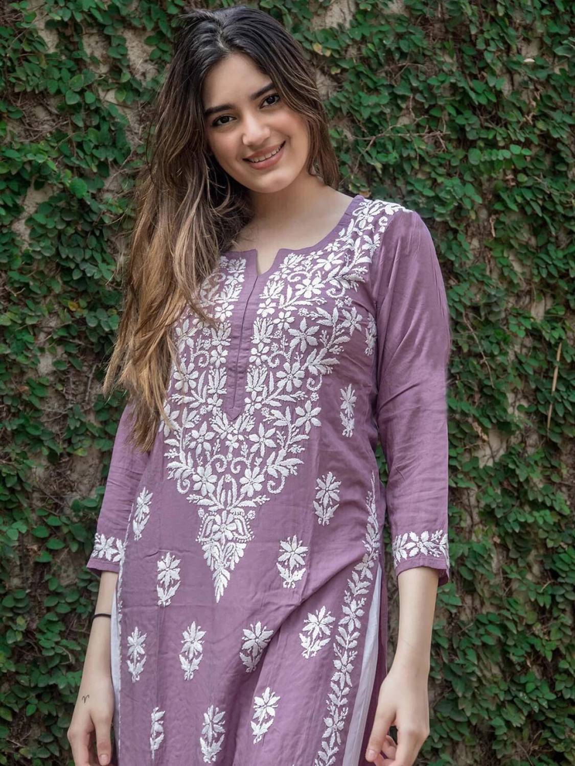 anushansa Women Embroidered Cotton Rayon Straight Kurta (Purple)