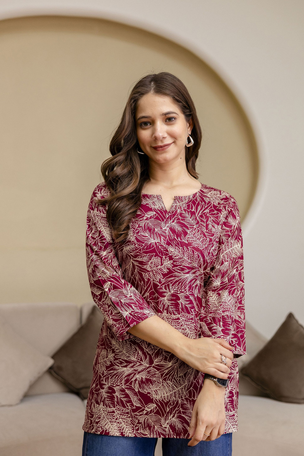 Image of AHMI Women Printed, Floral Print Straight Kurta