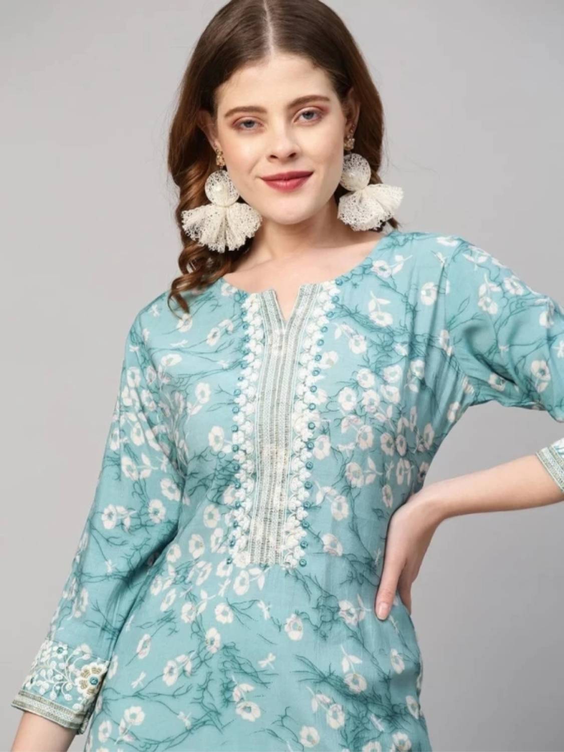 Wawlooks Women Printed Viscose Rayon Straight Kurta (Blue)