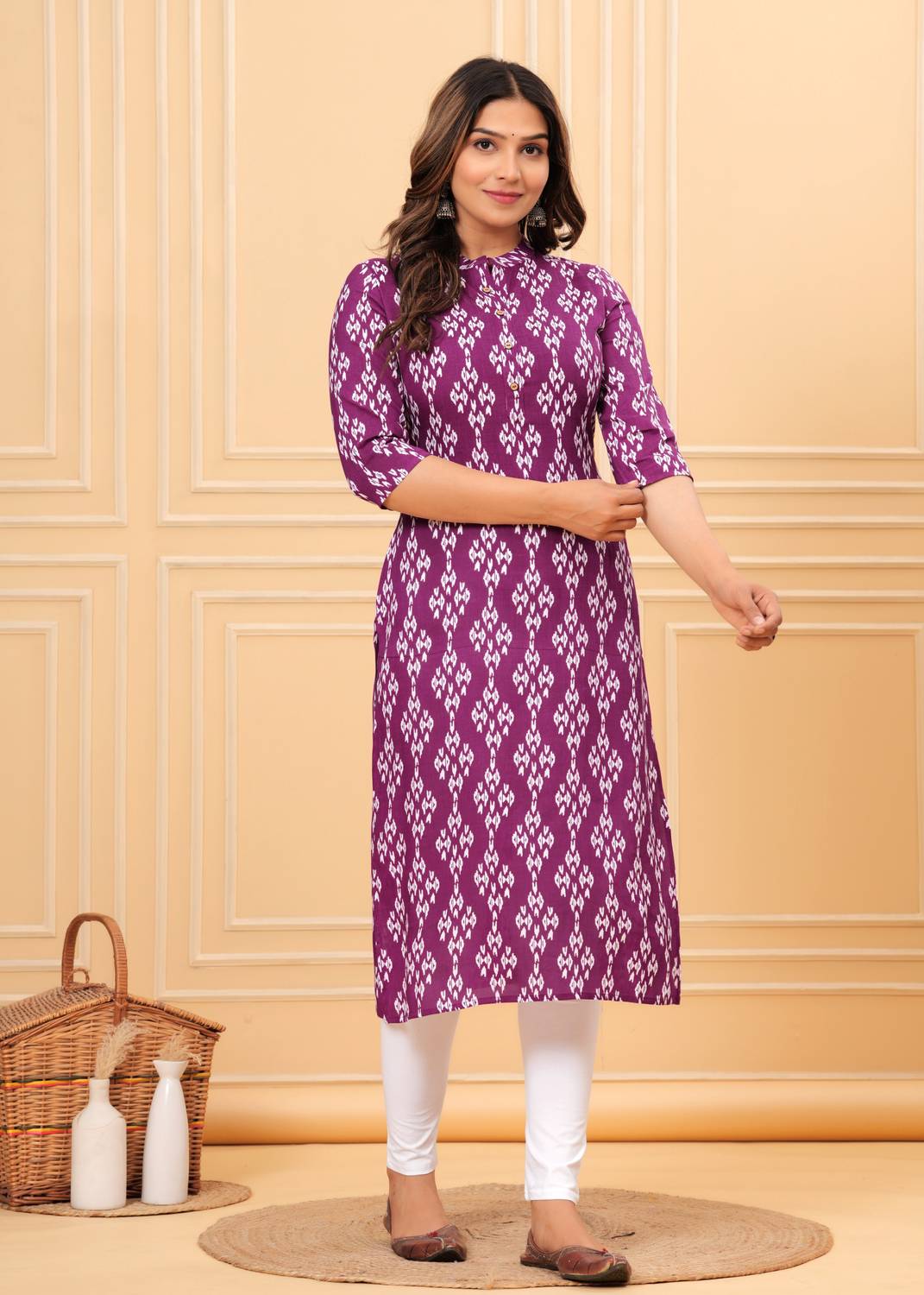 METAFAB Women Printed Viscose Rayon Straight Kurta (Maroon)