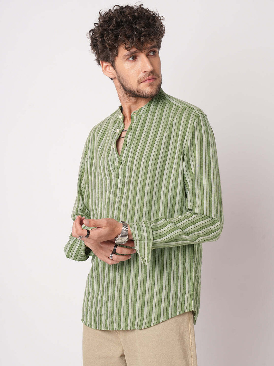 Image of VASTRADO Striped Pure Cotton Straight Kurta for Men With Attached Dupatta (Green)