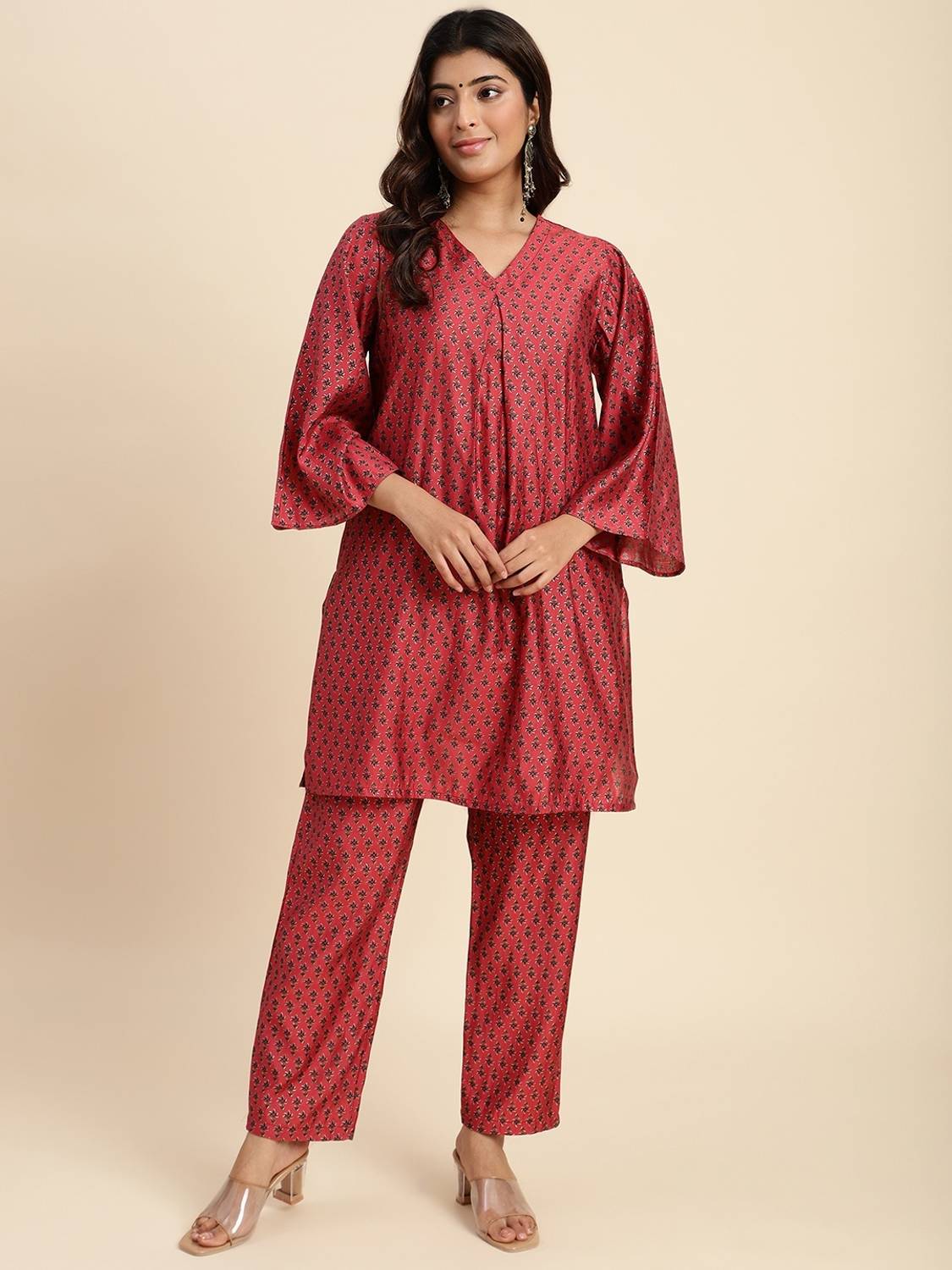 Anmi Paisley Women Straight Kurta