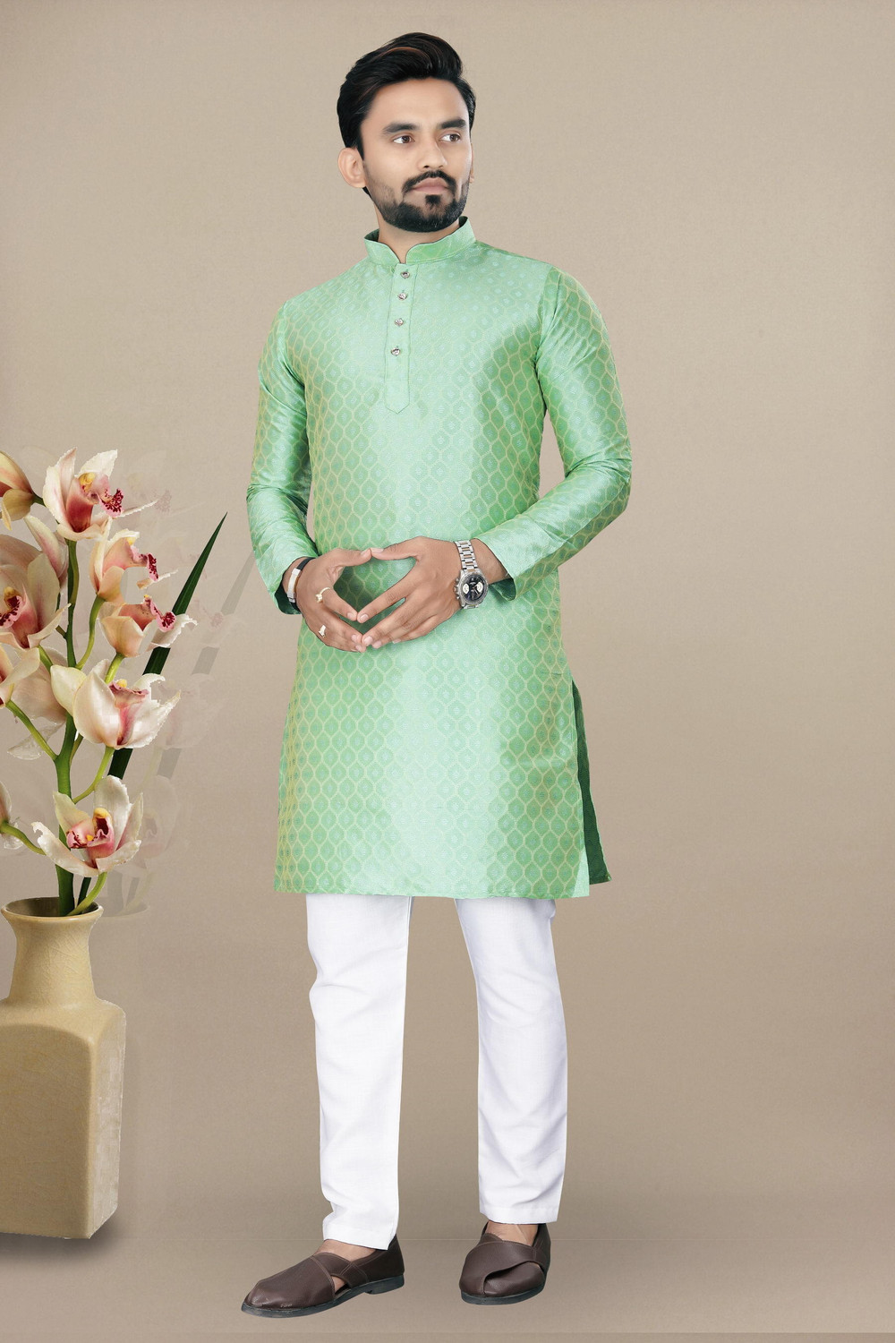 Image of vuriq Men Kurta Pyjama Set