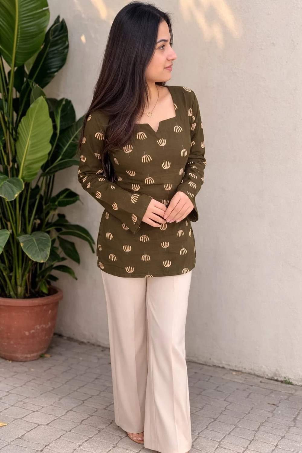 Image of Kurvee Women Printed Straight Kurta
