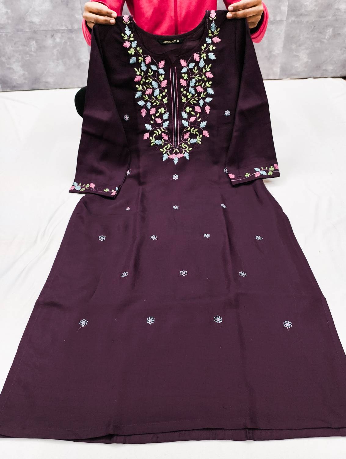 ASTEYAM Women Embroidered Straight Kurta
